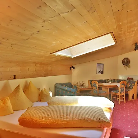 Inn Gasthof Kirchenwirt Maurach (Achensee)
