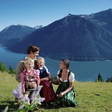 Gasthof Kirchenwirt * Maurach (Achensee)